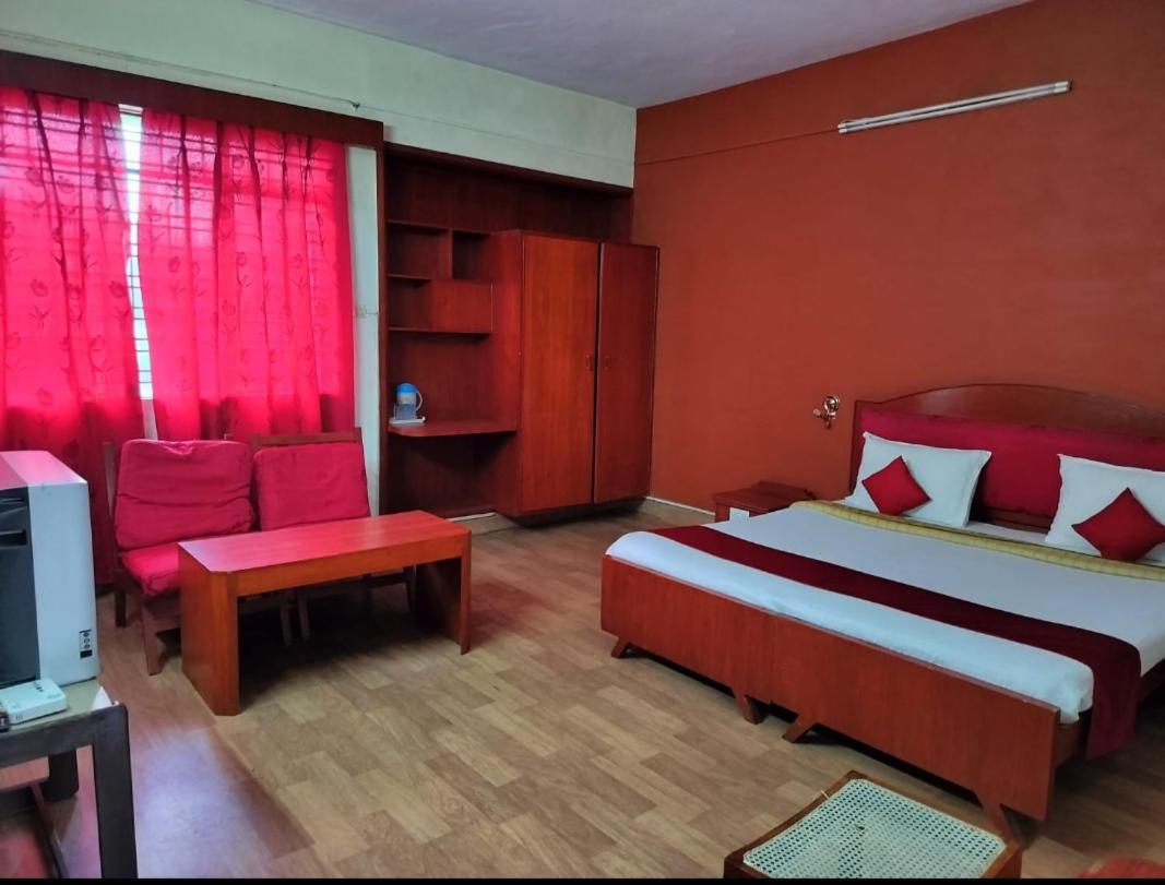 אוטי Natures Retreat Hotels And Resorts מראה חיצוני תמונה