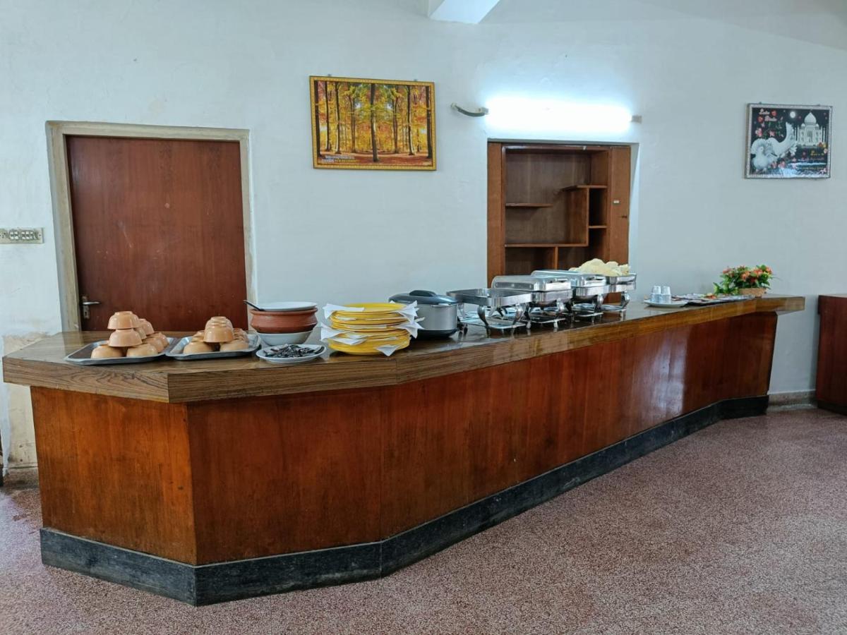 אוטי Natures Retreat Hotels And Resorts מראה חיצוני תמונה